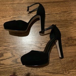 NWOT White House black market heels